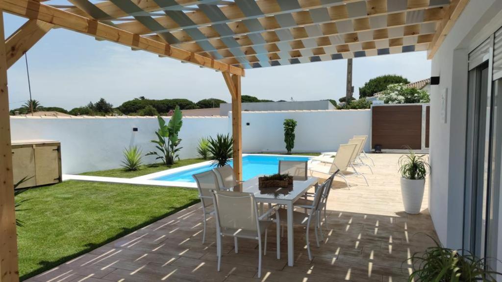 Palapa Garden Alojamientos, Piscina Privada Y Cerca Del Mar Чиклана-де-ла-Фронтера Экстерьер фото